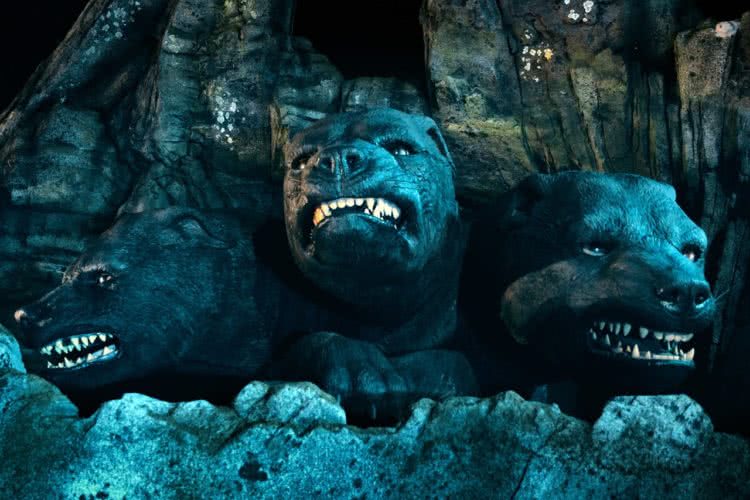Harry Potter: Hagrid Achterbahn Dreiköpfiger Hund