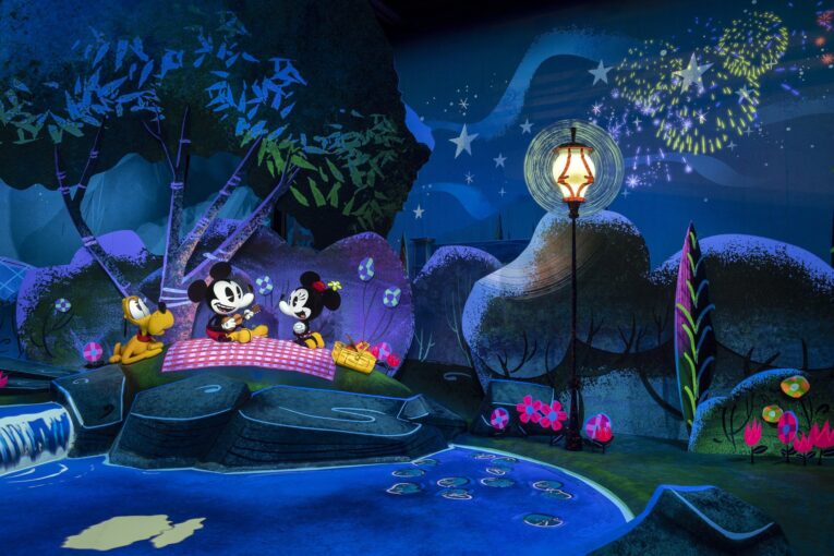 Mickey & Minnie's Runaway Railway