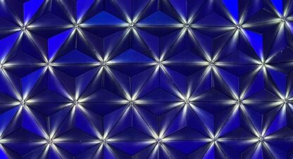 EPCOT zum 50. WDW-Jubiläum: Neues Lichtpaket am Spaceship Earth