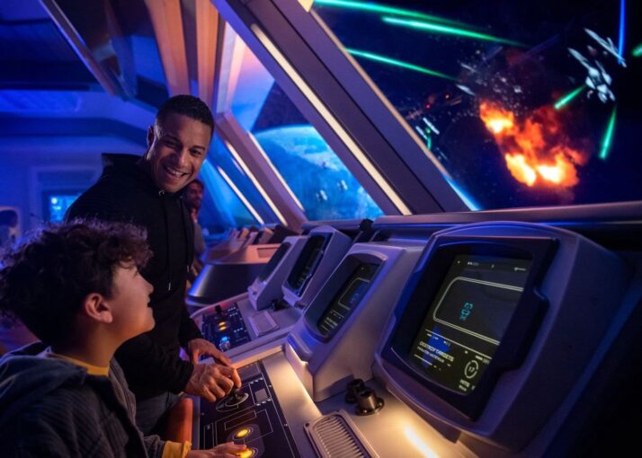 Galactic Starcruiser: Schlacht auf der Komandobrücke