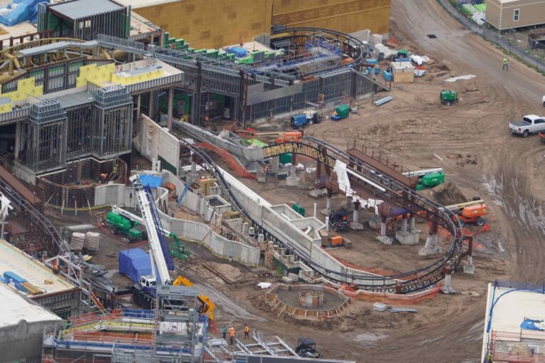 Donkey Kong Coaster (Epic Universe Baustelle Juni 2023)